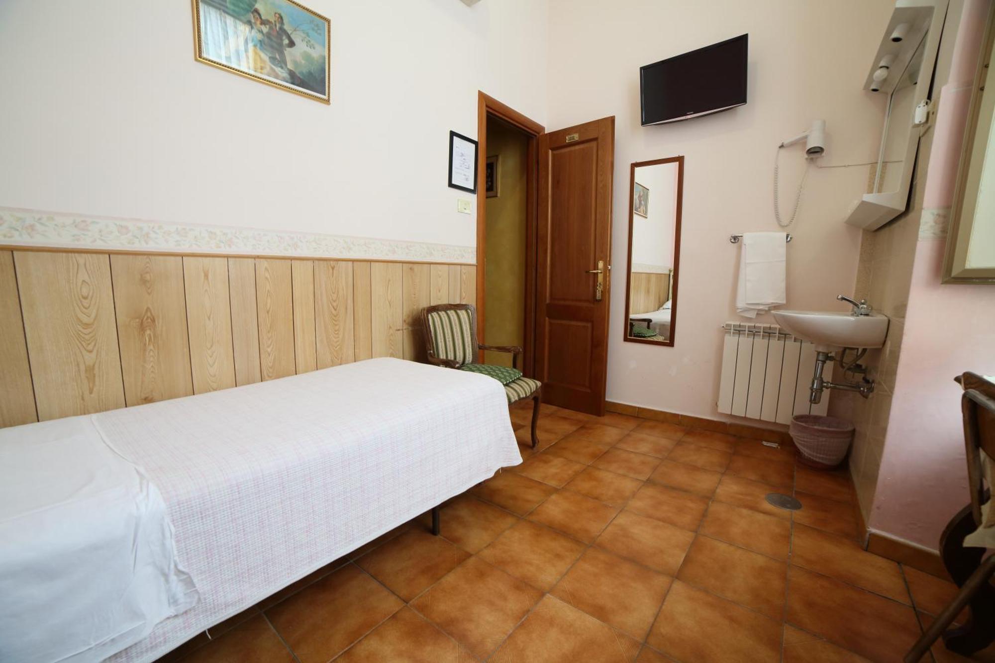 Hotel Giugiu Roma Habitación foto